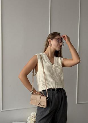 Кожаная женская сумка кросс боди от jacquemus сумочка для женщины 18.5х11.5х5 см жакмюс сумка с ручкой и ремешком через плече