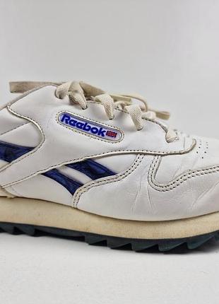 Винтажное кроссовки reebok  1980-х годов, классическая кожа белого/синего цвета