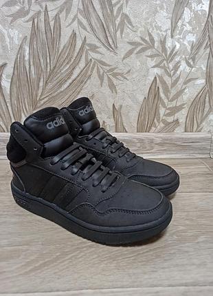 Кроссовки adidas оригинальные