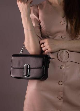 Сумка крос боді 20х14х5 см від marc jacobs шкіряна жіноча маленька сумочка з ремінцем на плече марк джейкобс