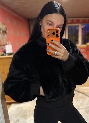 Меховый бомбер h&m