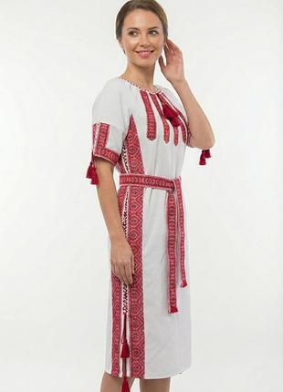Жіноче плаття з тканої вишитій нашивкою середньої довжини з геометричним орнаментом червоний орнамент