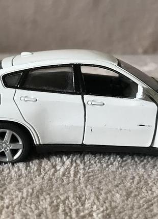 Моделька bmw x6 4
