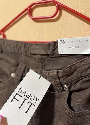 Жіночі джинси baggy “stradivarius”