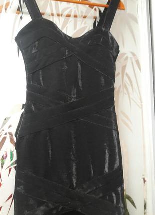 Вечернее маленькое чёрное платье бандаж h&m4 фото