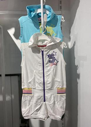 Белый летний комбинезон с капюшоном 122