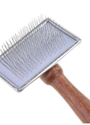 Madan slicker brush — професійна щітка з дерев'яною ручкою розмір s