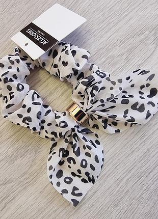 Гумка accessories для волосся колір білий