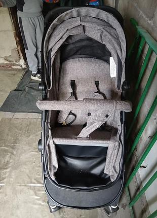 Продам коляску бу 4