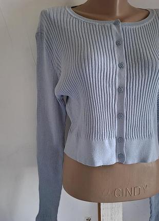 Новий бавовняний кардиган в рубчик
пастельний відтінок,укорочений 
100% cotton, розмір l