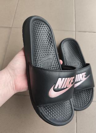 Оригинальные шлепанцы nike