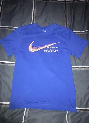 Чоловіча футболка nike