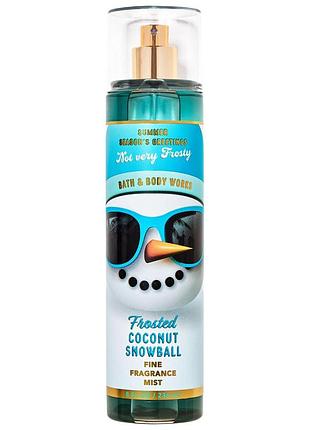Парфюмированный спрей для тела bath & body works frosted coconut snowball mist 236 мл