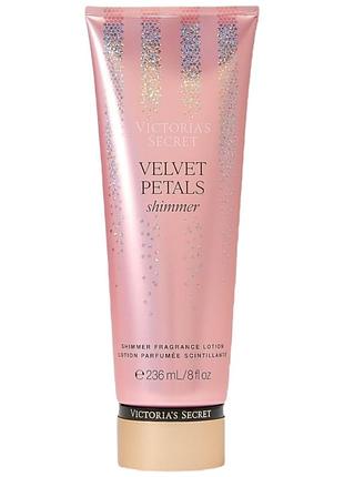 Парфюмированный лосьон с шиммером victoria’s secret velvet petals shimmer lotion 236 мл
