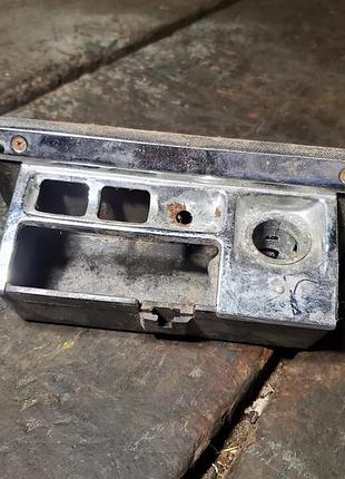Пепельниця прикурювач автомбила mercedes benz w126,123 оригінал німеччина