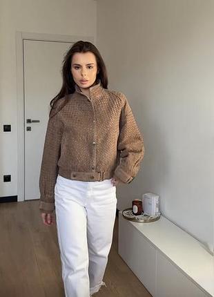 Фантастична куртка botega venetta