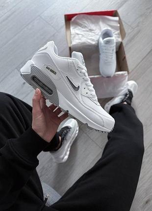 Шикарные кроссовки nike air max 90 white grey jewel