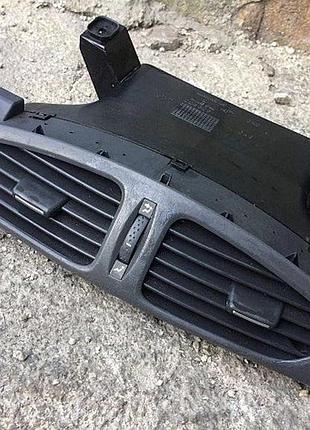 Б/у дефлектор системы отопления 7701050975, renault laguna 2, рено лагуна 2, 226021