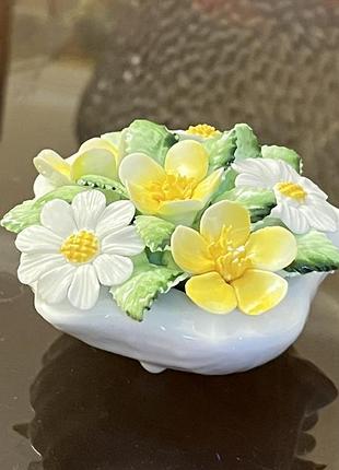 Вінтажна порцелянова композиція royal doulton – квіти