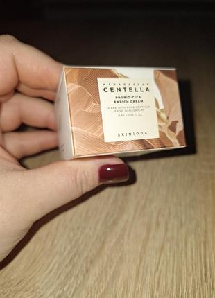Skin 1004 madagascar probio-cica enrich cream 15ml