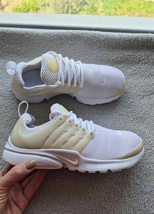Кроссовки 37р. adidas