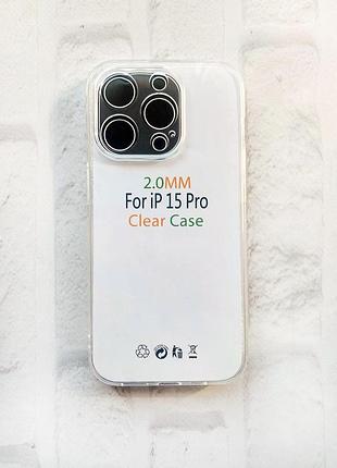 Прозрачный силиконовый чехол с защитой камеры на iphone 15 pro