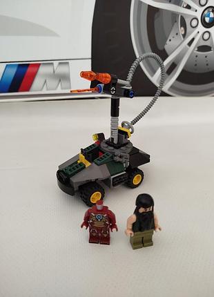 Конструктор lego super heroes: железный человек против мандарина (76008), выпущенный в 2013 году.