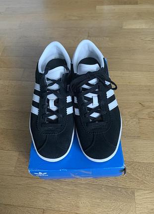 Adidas stadt 3