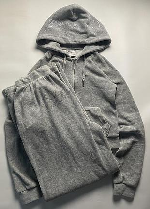 Велюровий костюм hoodrich