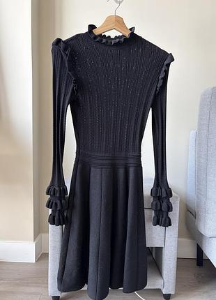 Сукня zara чорна трикотажна з воланами, s