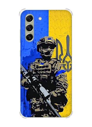Чехол с утолщёнными углами для samsung s21 fe :: солдат (патриотический принт 350)