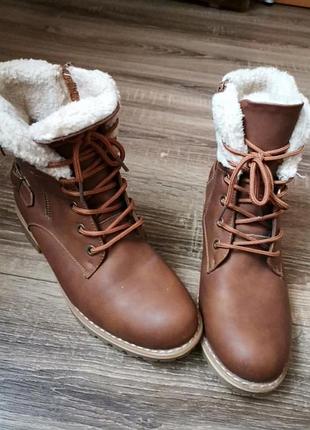 Ботинки зимние в стиле тимберленд