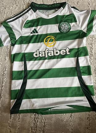 Футболка adidas celtic fc сезону 24/25 білого та зеленого кольорів.