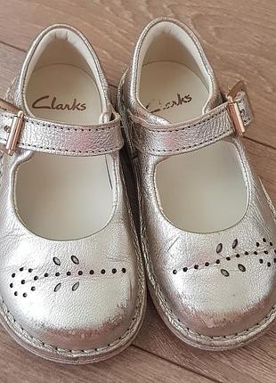 Кожаные туфельки clarks