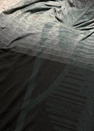 Лонгслів asics seamless ls top 7