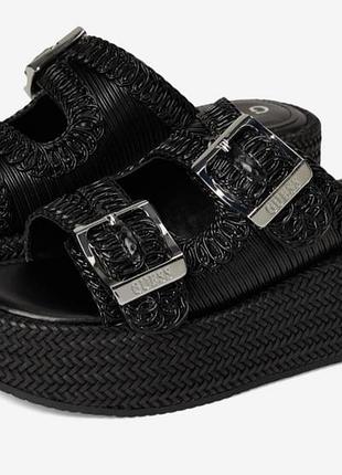 Guess
сандалии guess binks на платформе с стильными пряжками для повседневного комфорта