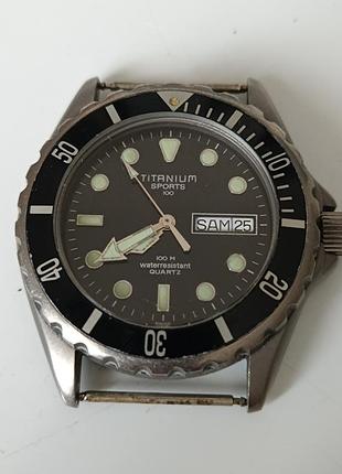 Швейцарський чоловічий кварцовий наручний годинник titanium sport 100 у гарному стані треба поставити батарейку терміни відправлення уточнюйте
