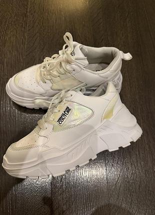 Кросівки жіночі versace jeans couture