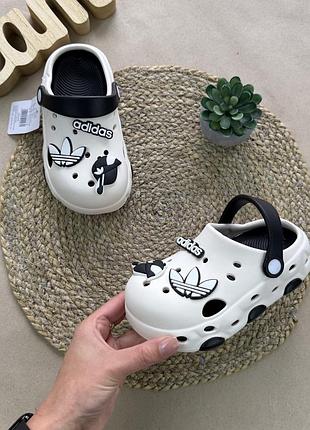 Кроксы adidas белые