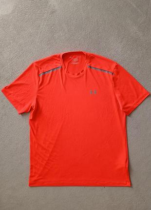Брендовая футболка under armour.