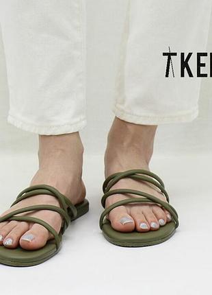 Натуральна шкіра  сандалі шльопанці наппа tkees sloane slide olive