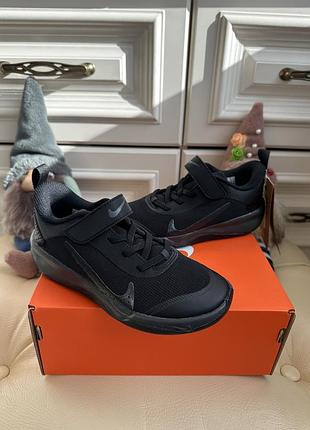 Дитячі кросівки оригінал nike omni multi-court