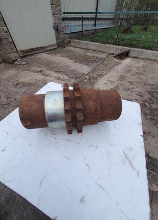 Втулка кардан вращятель цепной комбайна жатки комбайна вал цепной германия