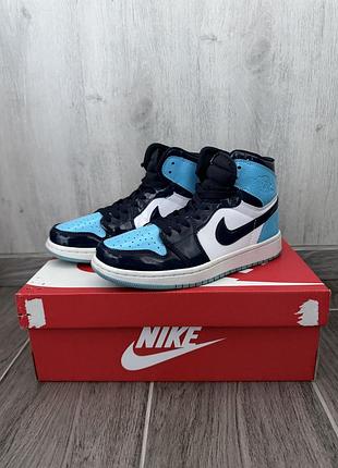Nike air jordan 1 retro high og «unc patent» (blue chill)