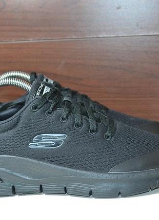 Skechers arch fit 41-42р кроссовки оригинал