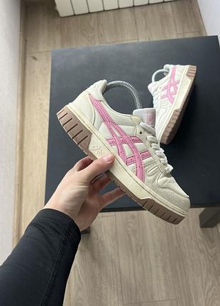 Кросівки asics