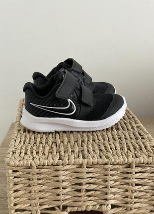Дитячі чорні кросівки nike на липучках