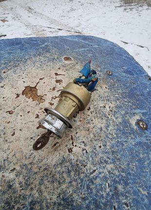 Замок запалювання замок автмобіля заз луаз москвіч газ волга срср