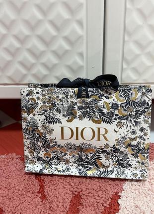 Оригинальный подарочный пакет dior 2