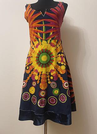 Жіноча сукня desigual xs/s